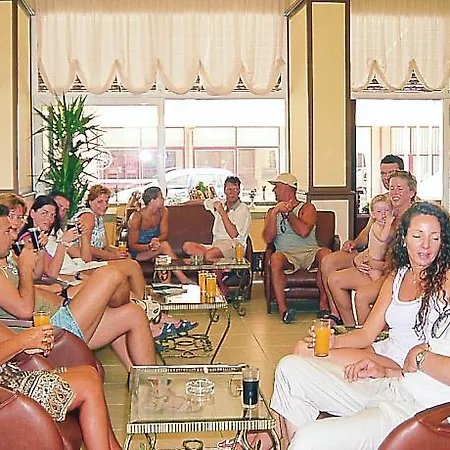 Alanya Beach Hotel فندق ألانيا