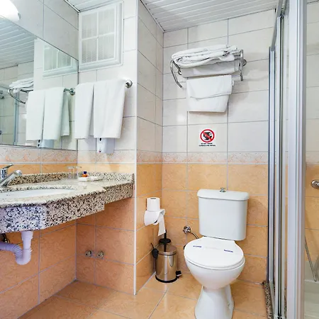 酒店 Alanya Beach Hotel 阿拉尼亚