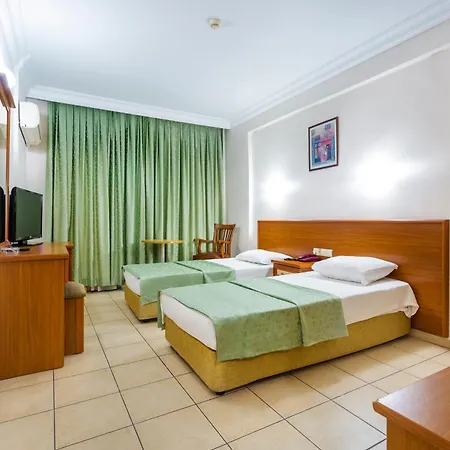 Alanya Beach Hotel アランヤ