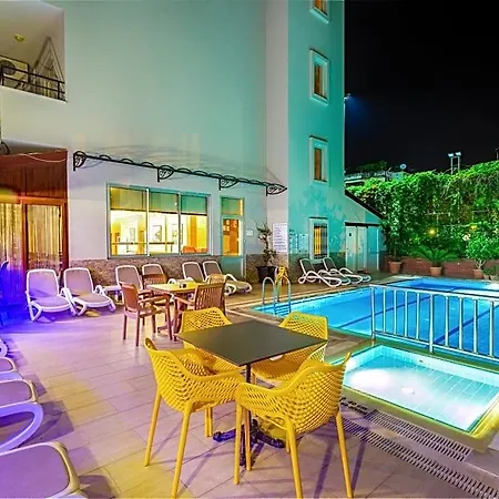 Alanya Beach Hotel 2*