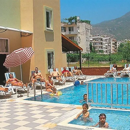 ホテル Alanya Beach Hotel