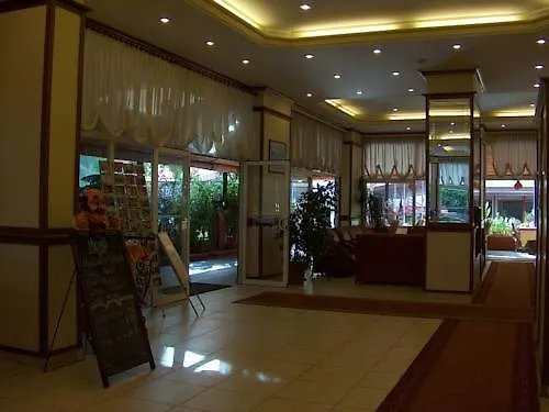 Alanya Beach Hotel Готель Аланія