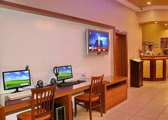 Alanya Beach Hotel Готель Аланія