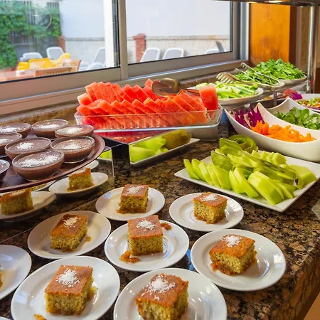 Alanya Beach Hotel فندق