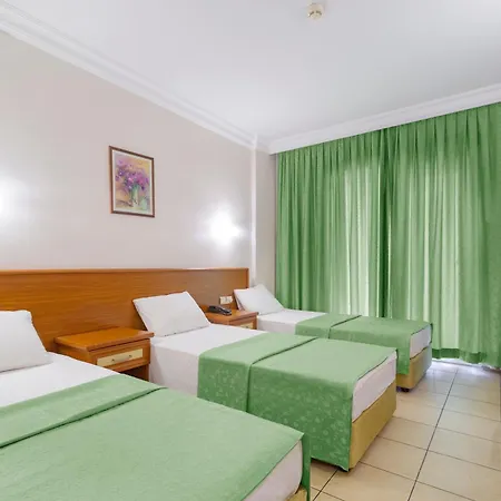 فندق Alanya Beach Hotel ألانيا