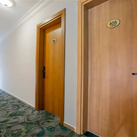 מלון Alanya Beach Hotel